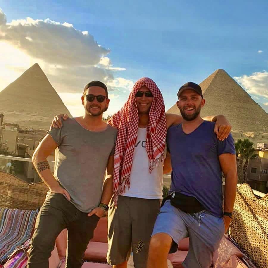 فندق Carpet Alaadein Pyramids View Kafret el-Gabal المظهر الخارجي الصورة